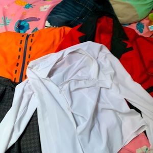 This is a runa cosplay if I find the wig it’s included if you want it.